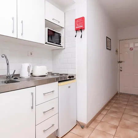 Tranquil Communal Heated Pool *