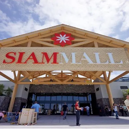 شقة Tranquil Communal Heated Pool لوس كريستيانوس