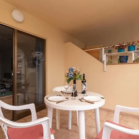 Tranquil Communal Heated Pool *