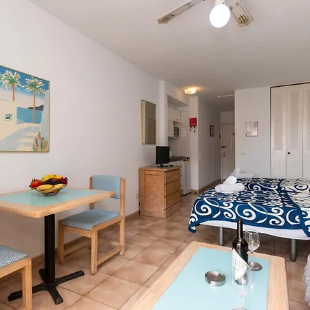 Apartamento Tranquil Communal Heated Pool