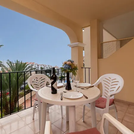 Lejlighed Tranquil Communal Heated Pool *