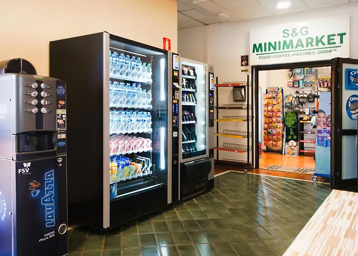 Tranquil Communal Heated Pool *